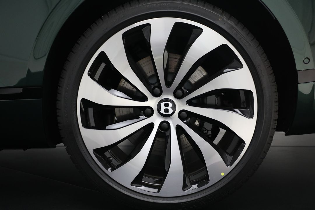 2024 Bentley Continental