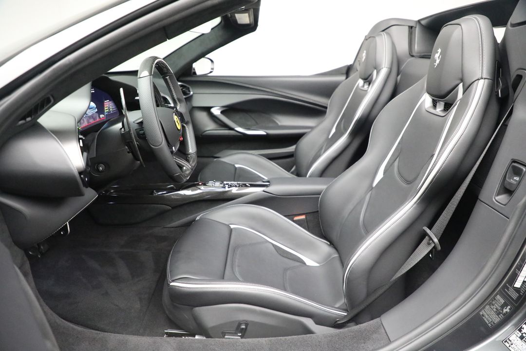 2024 Ferrari 296 GTS