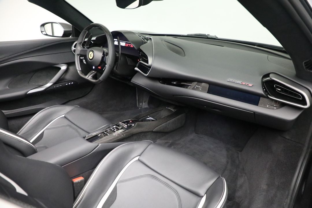 2024 Ferrari 296 GTS