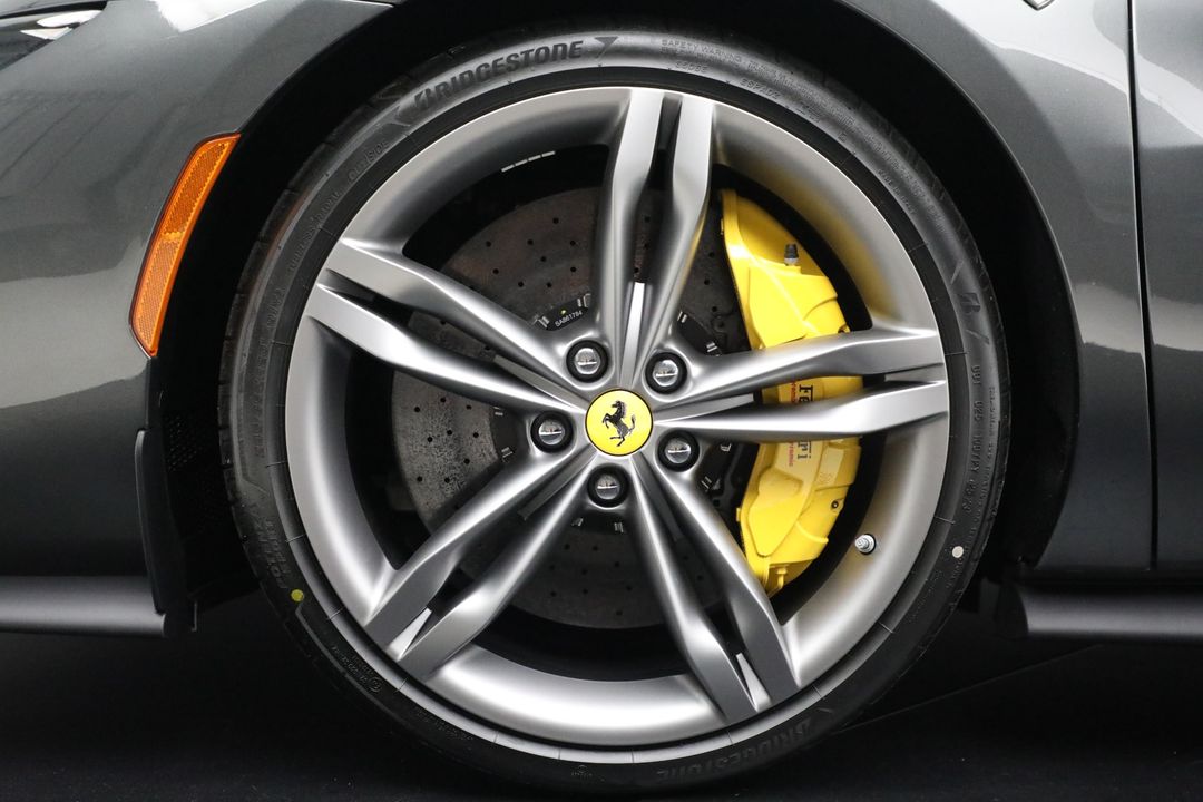 2024 Ferrari 296 GTS