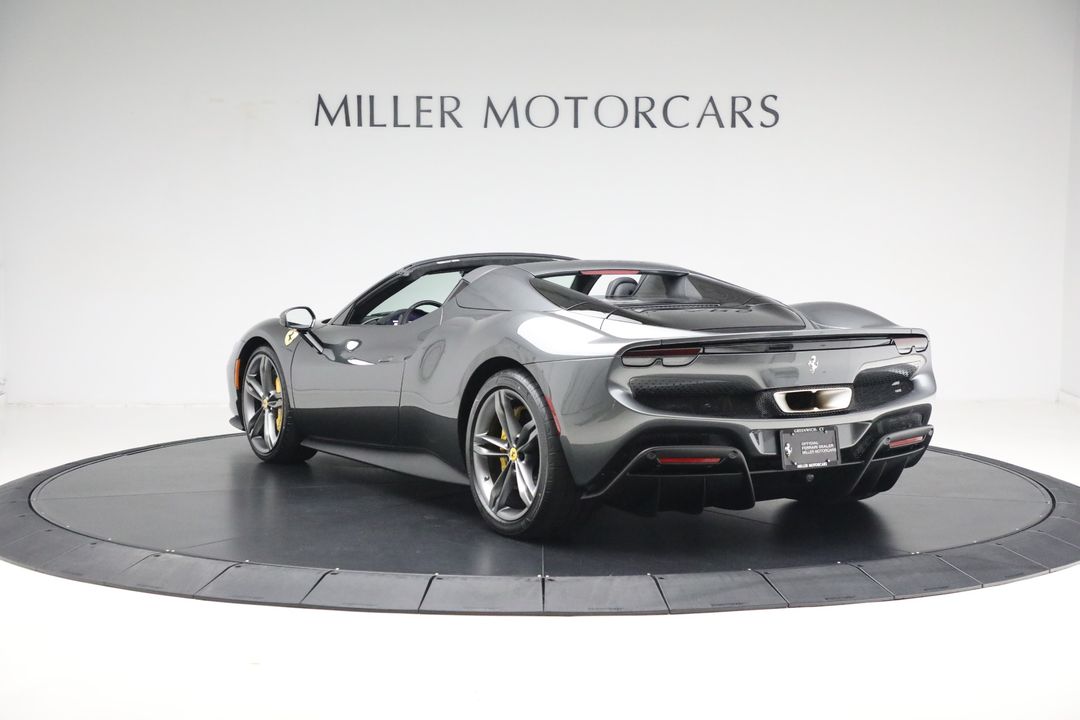 2024 Ferrari 296 GTS
