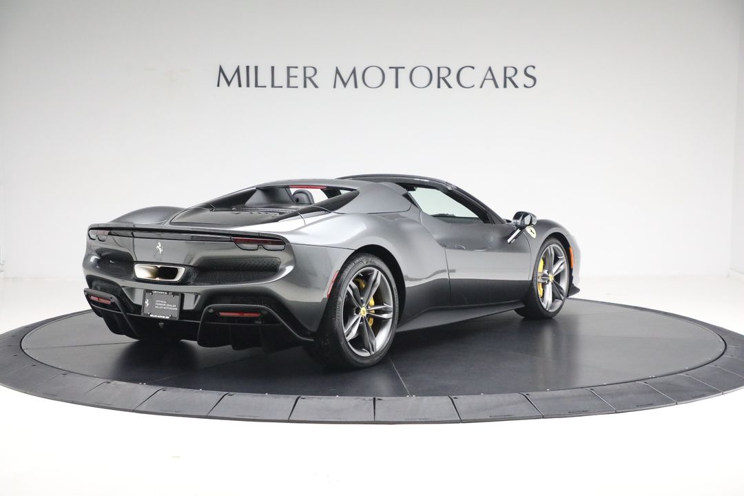 2024 Ferrari 296 GTS