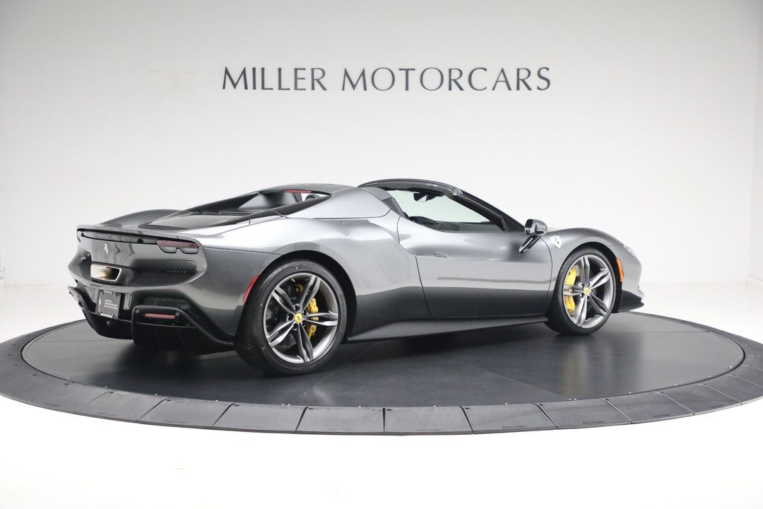 2024 Ferrari 296 GTS