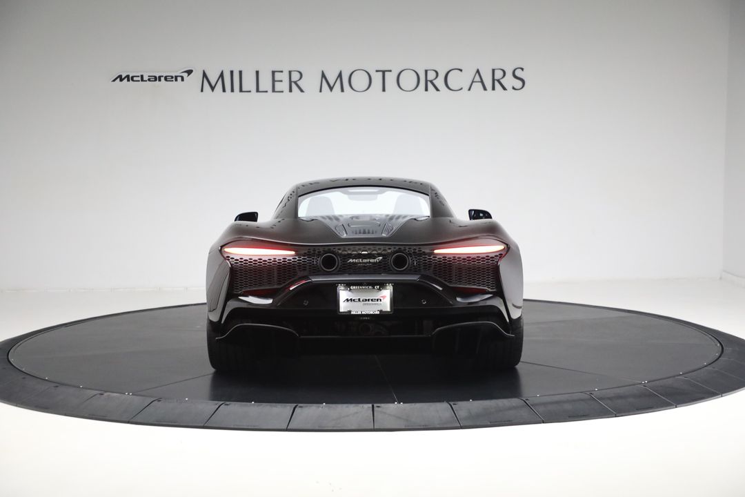 2025 McLaren Artura
