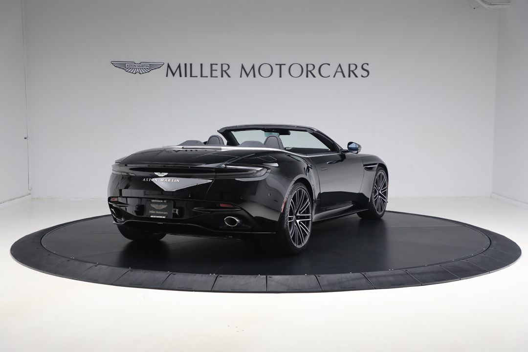 2025 Aston Martin DB12