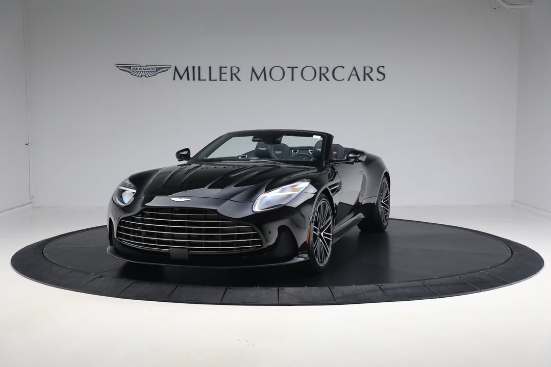 2025 Aston Martin DB12