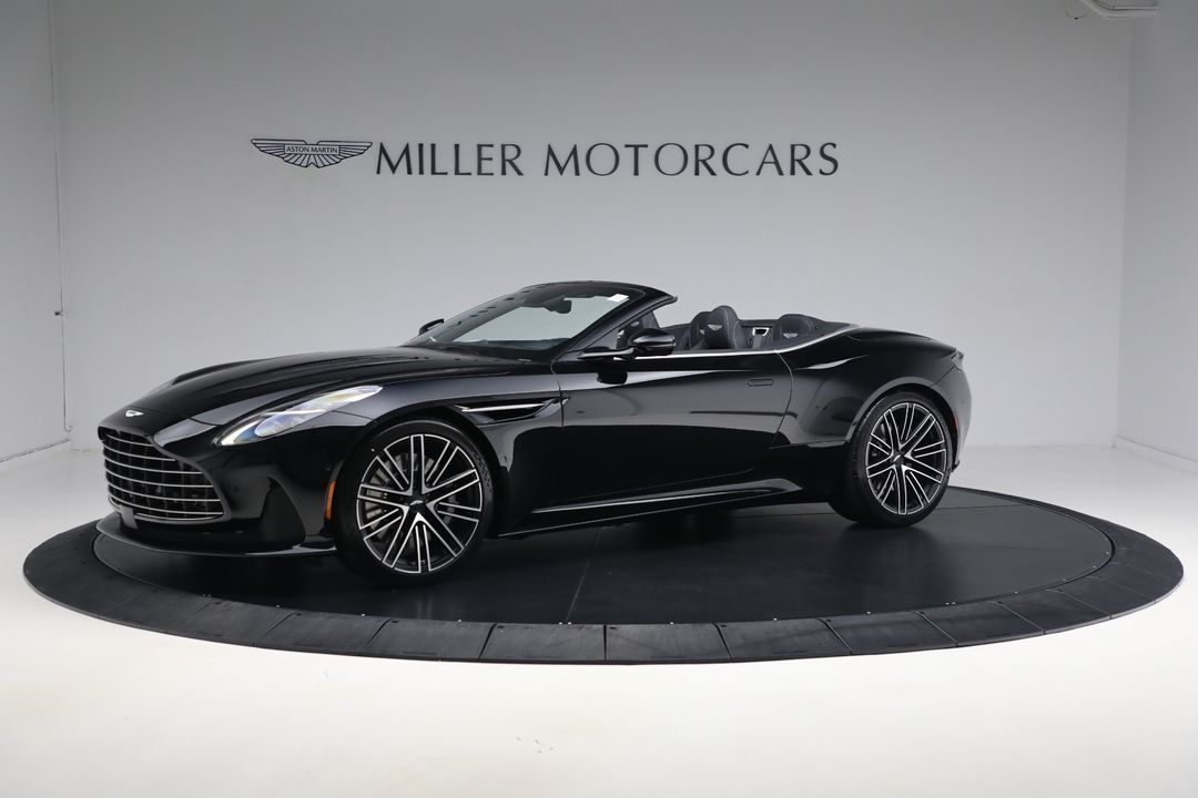 2025 Aston Martin DB12
