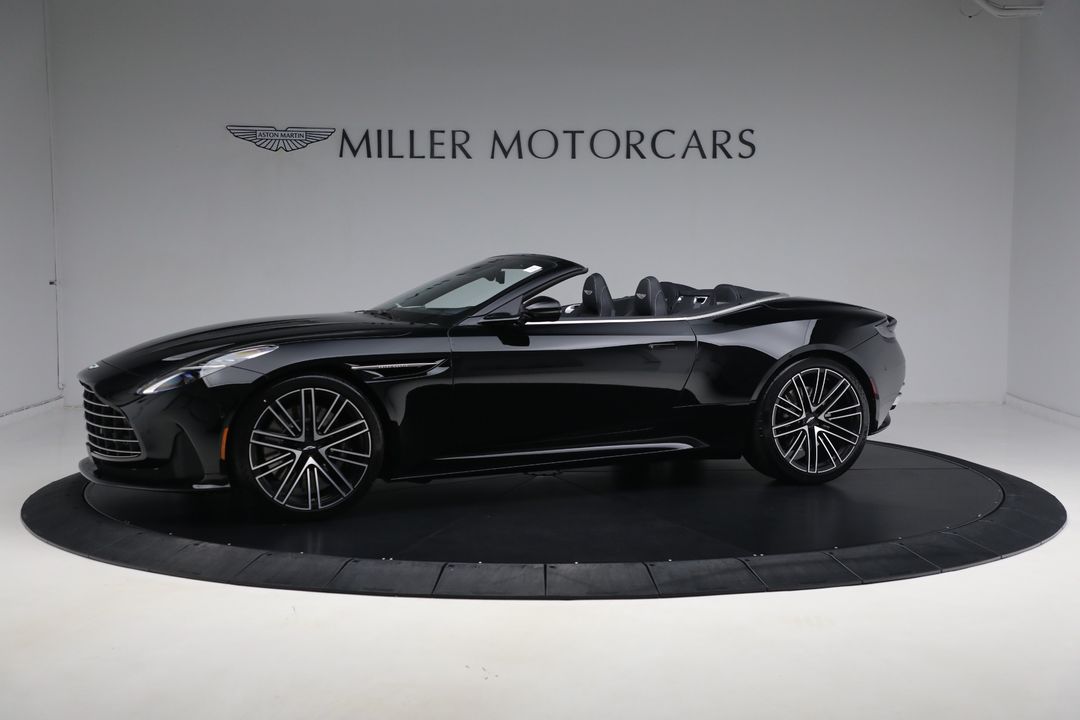2025 Aston Martin DB12