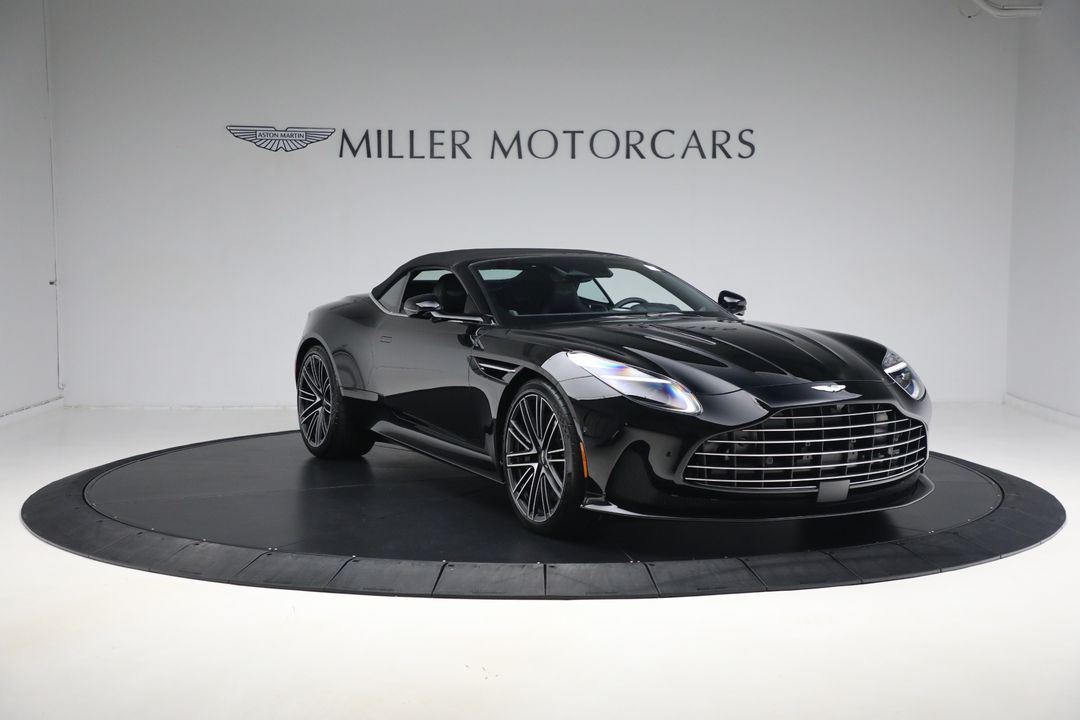 2025 Aston Martin DB12