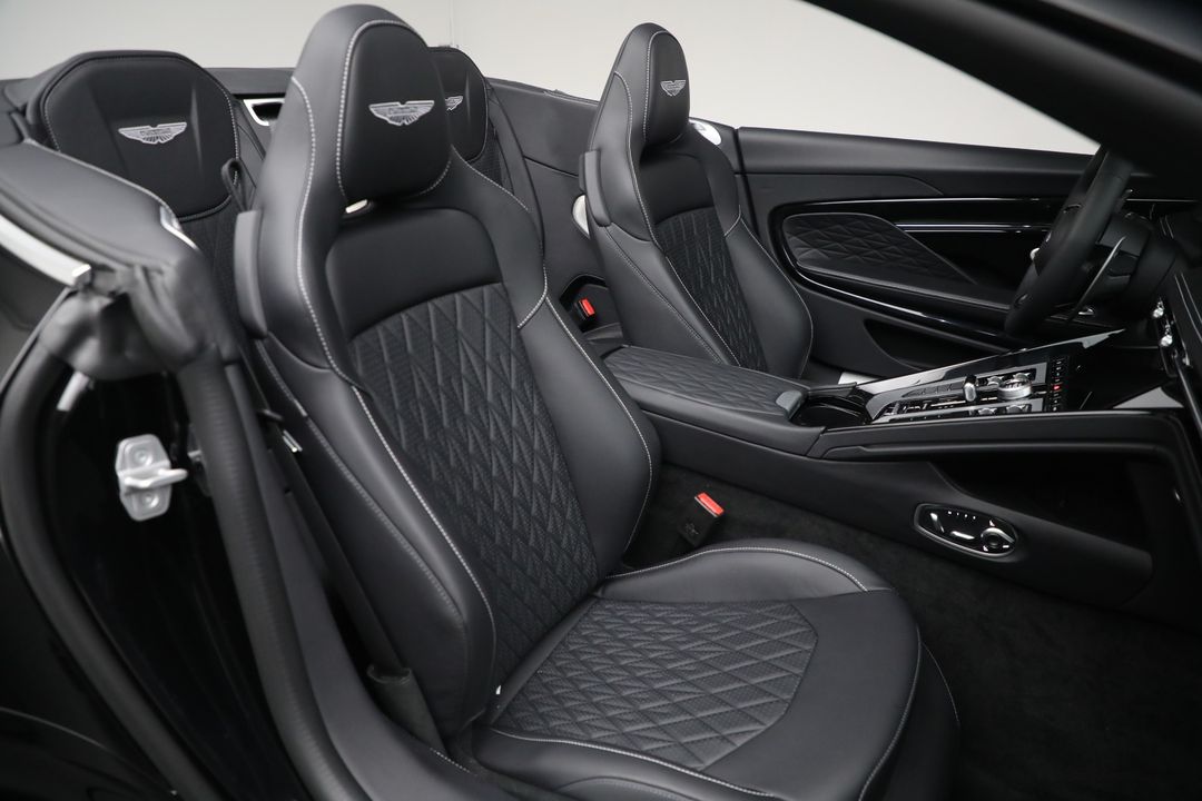 2025 Aston Martin DB12