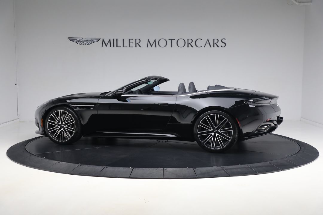 2025 Aston Martin DB12