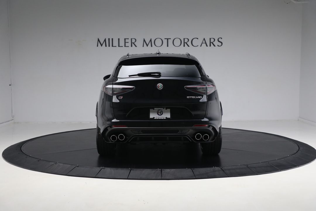 2024 Alfa Romeo Stelvio