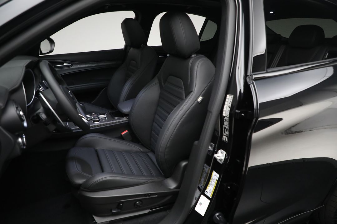 2024 Alfa Romeo Stelvio