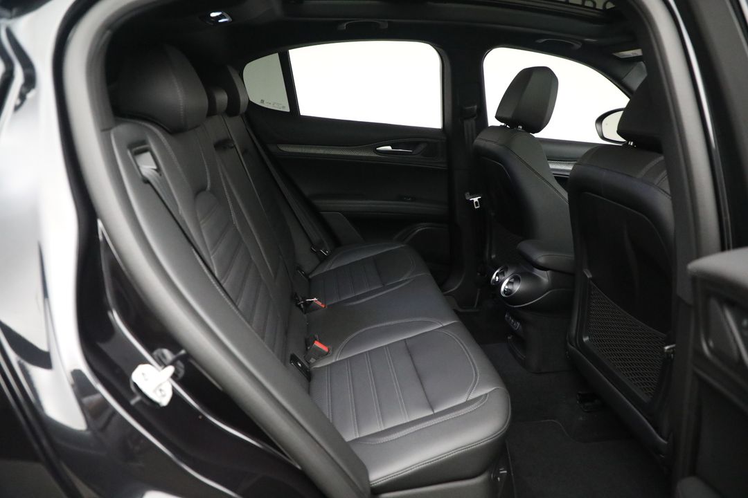 2024 Alfa Romeo Stelvio