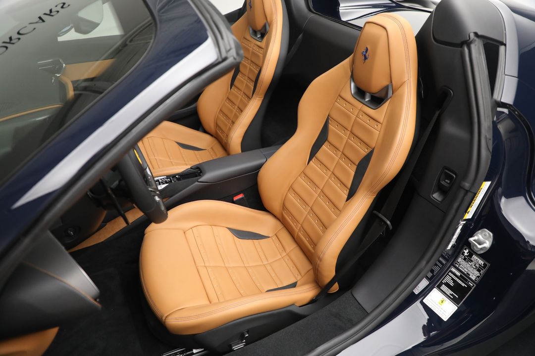 2023 Ferrari 296 GTS