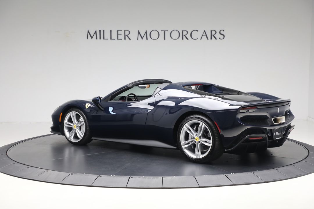 2023 Ferrari 296 GTS