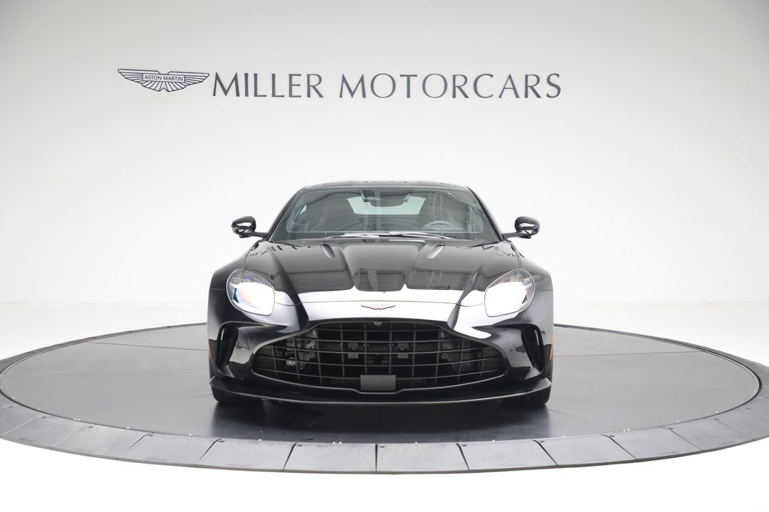 2025 Aston Martin Vantage