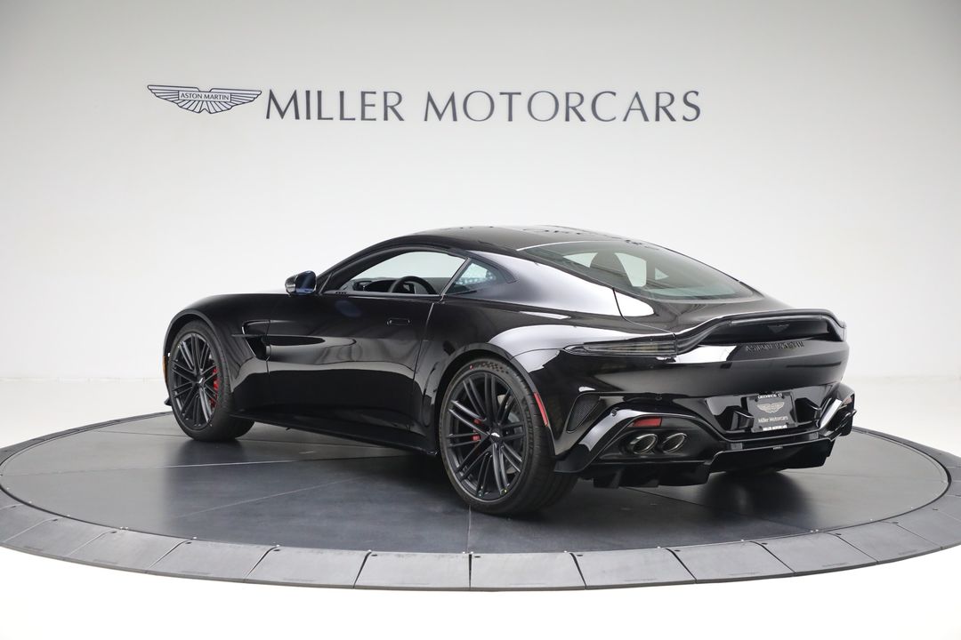 2025 Aston Martin Vantage