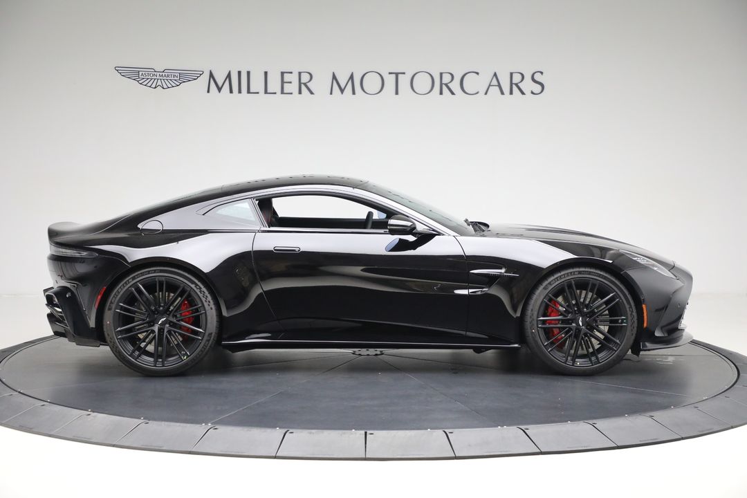 2025 Aston Martin Vantage