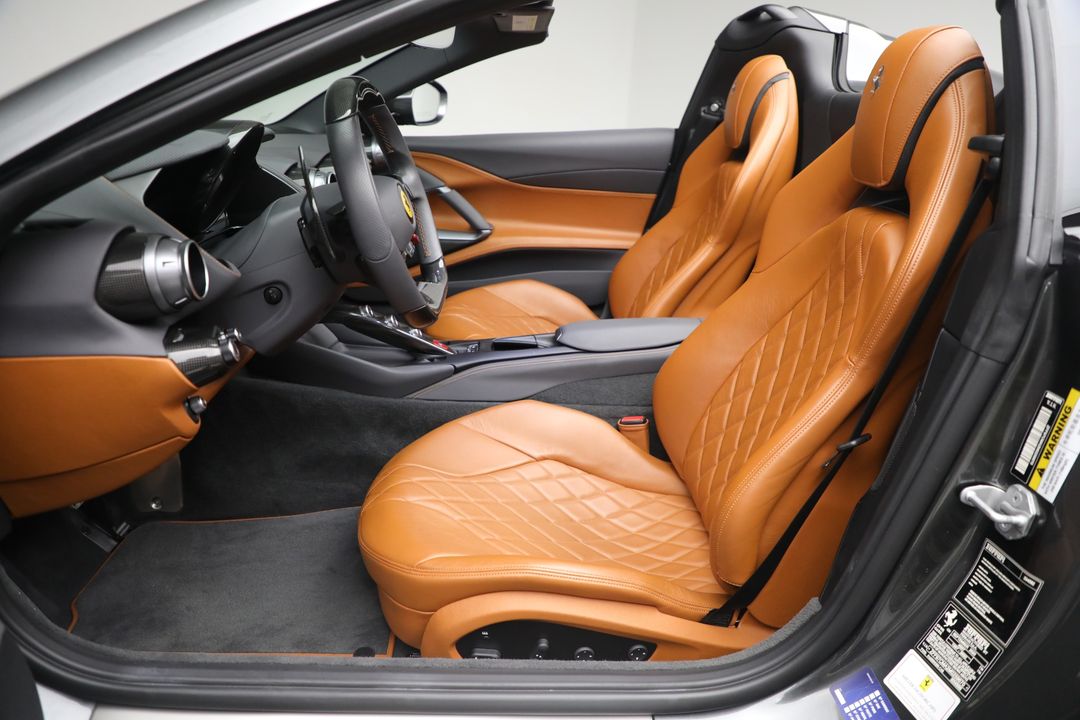 2021 Ferrari 812 GTS