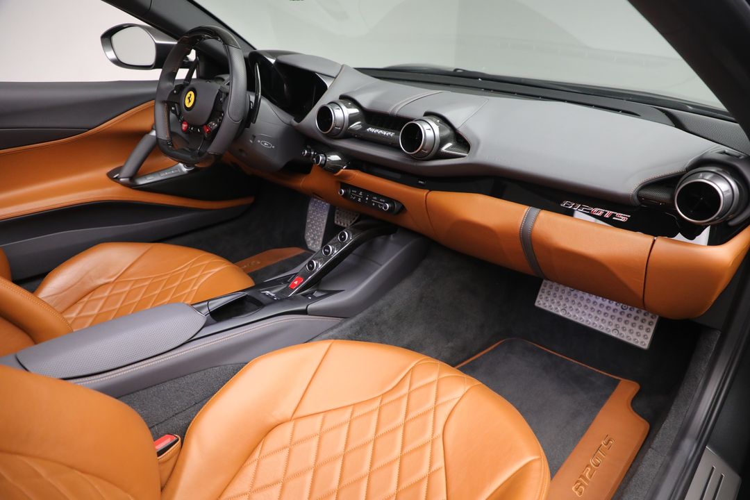 2021 Ferrari 812 GTS