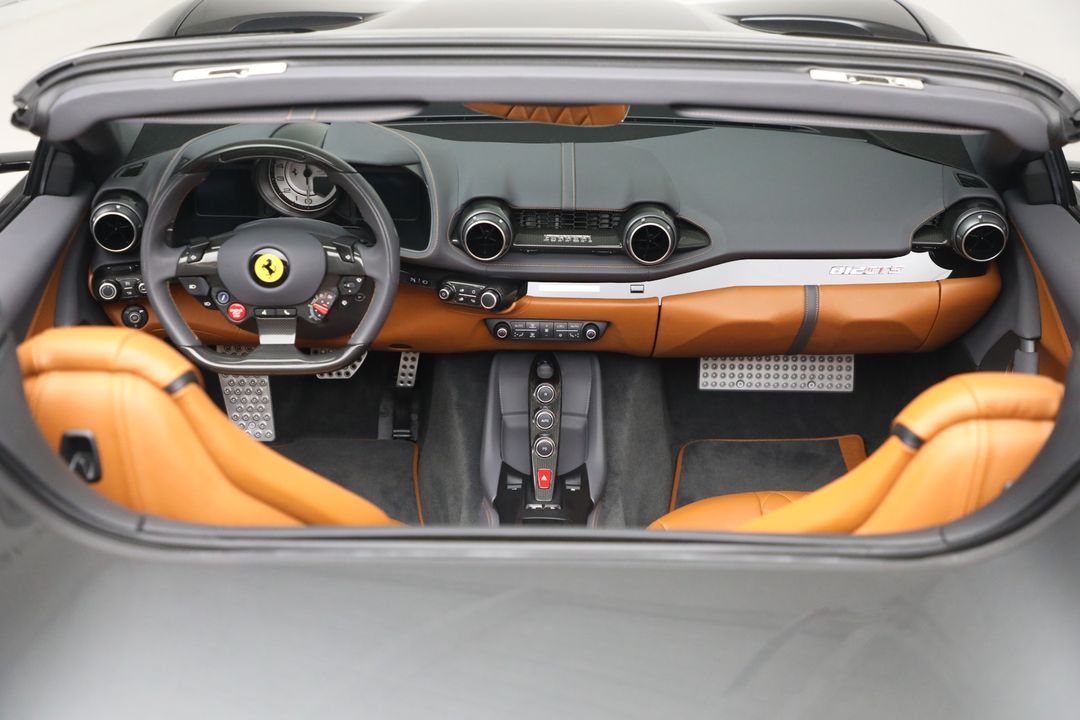 2021 Ferrari 812 GTS