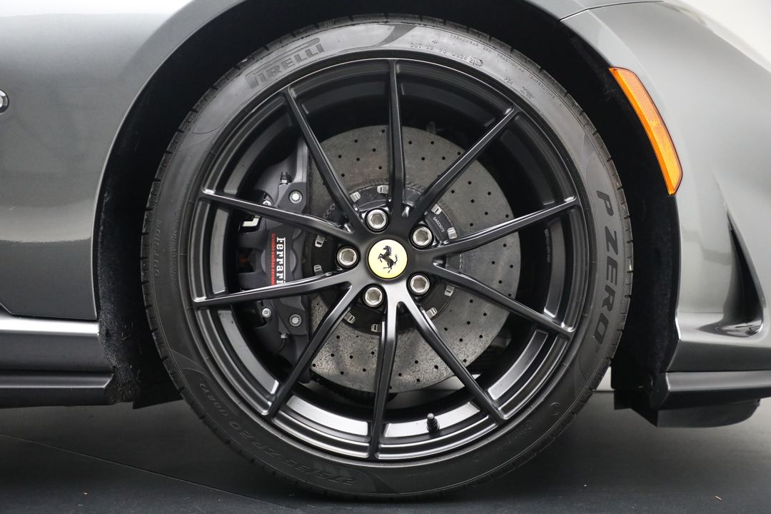 2021 Ferrari 812 GTS