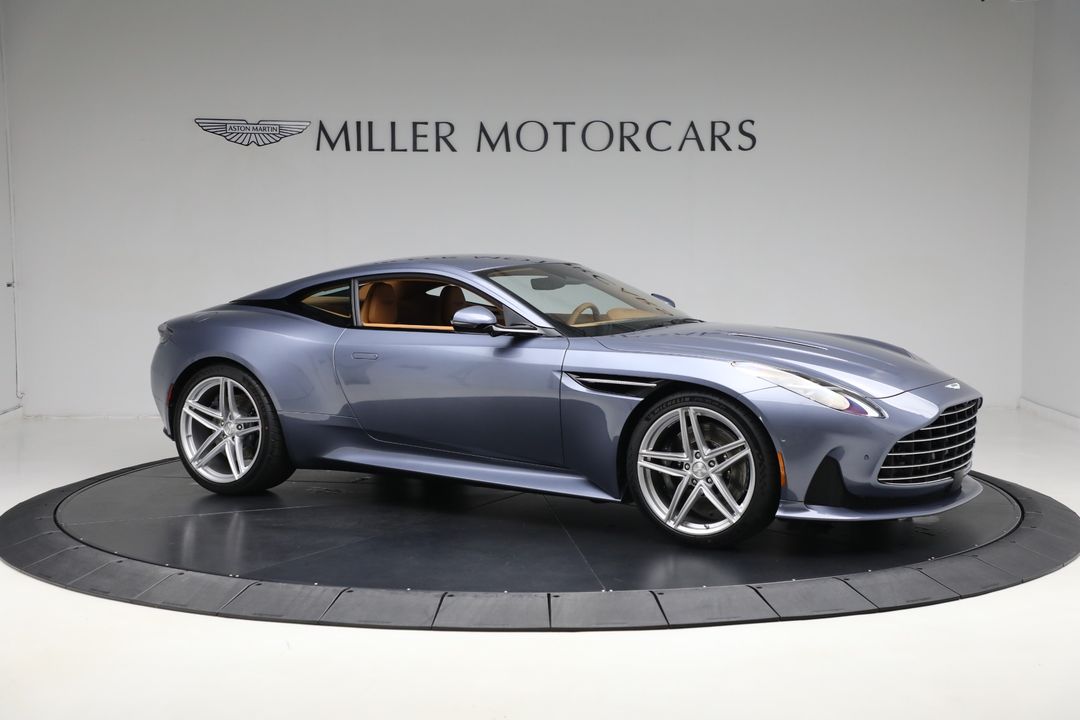 2025 Aston Martin DB12