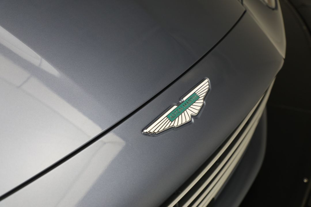 2025 Aston Martin DB12