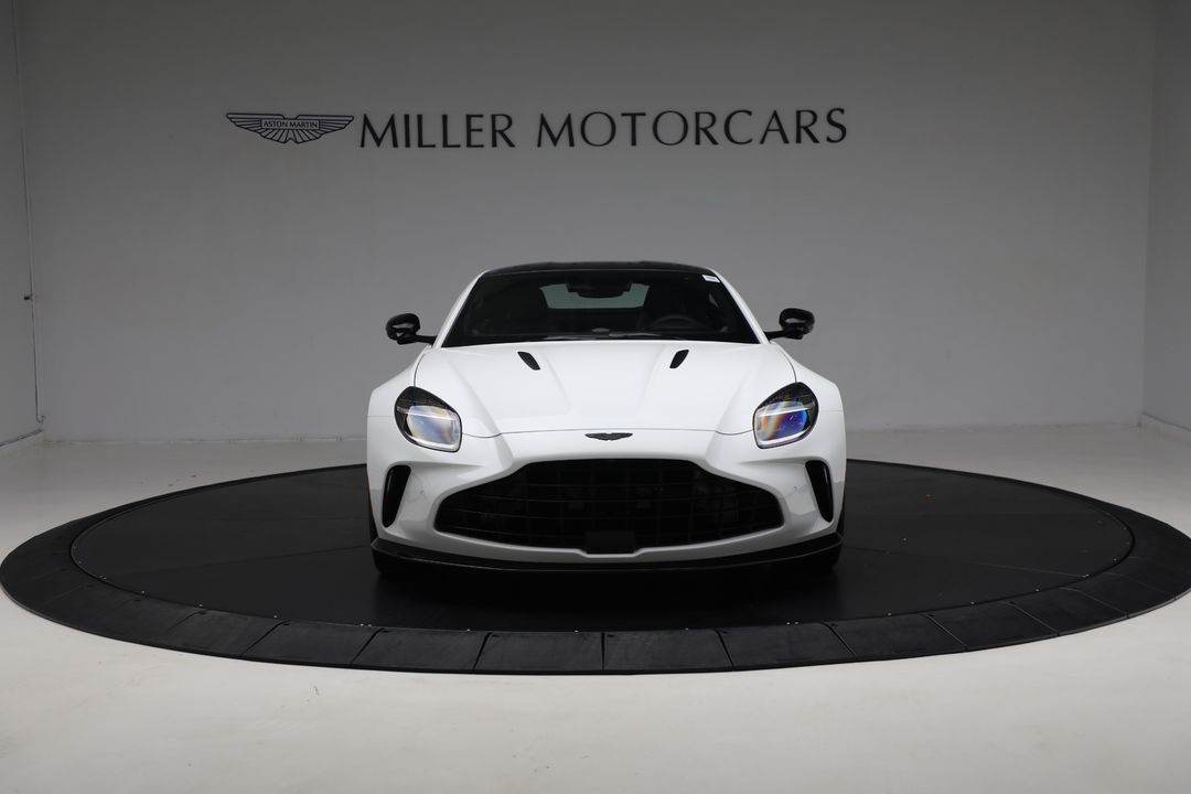 2025 Aston Martin Vantage