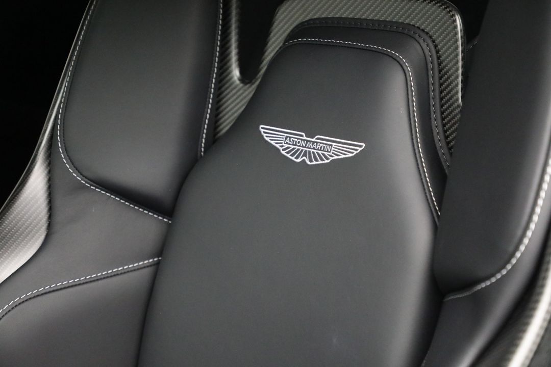 2025 Aston Martin Vantage