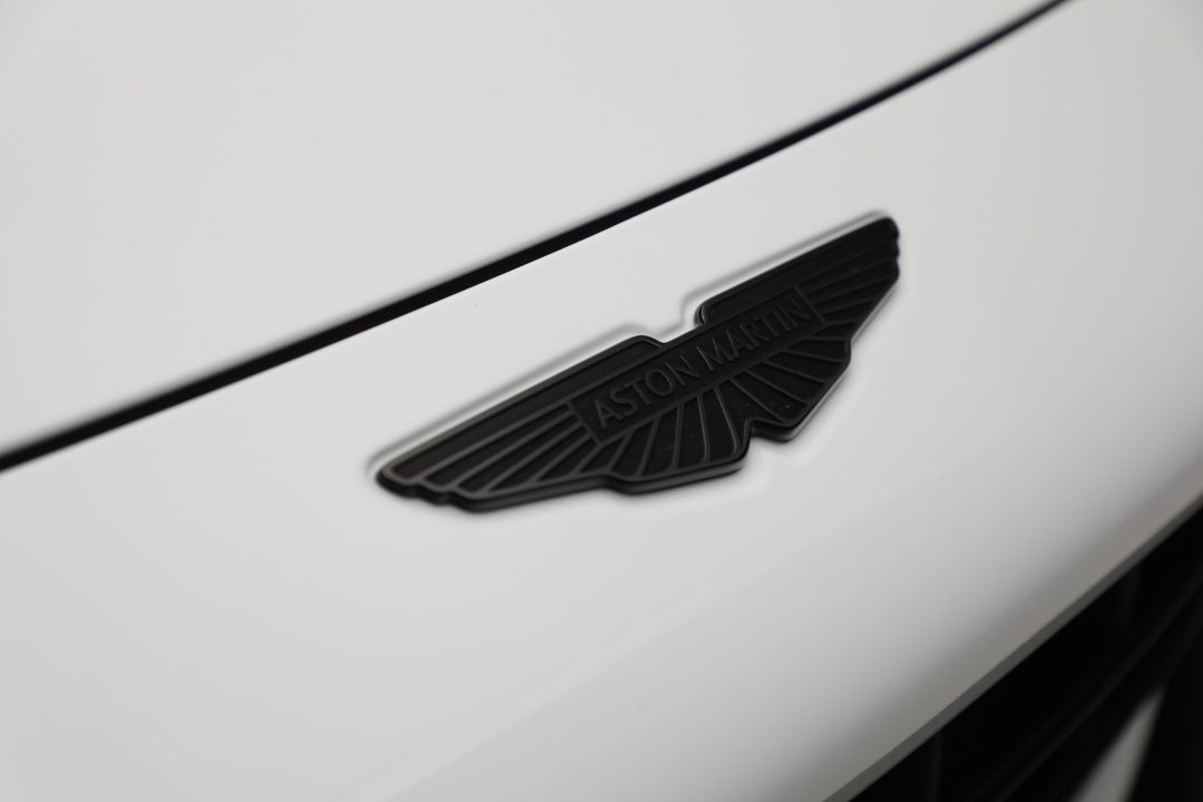 2025 Aston Martin Vantage