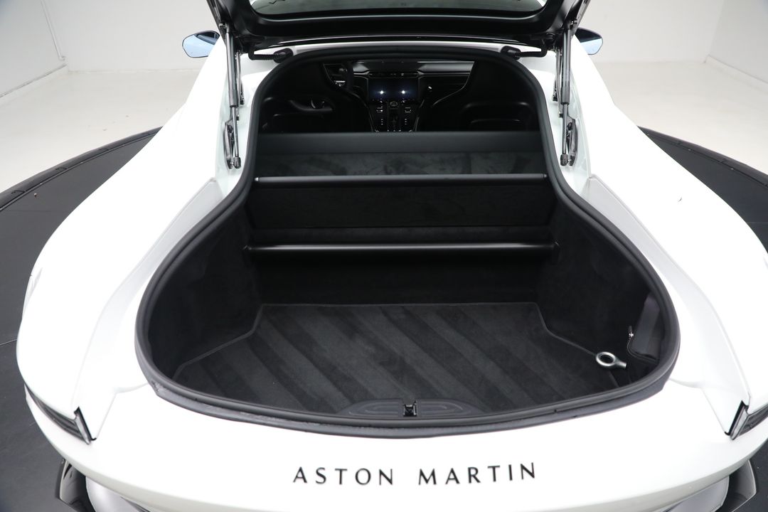2025 Aston Martin Vantage