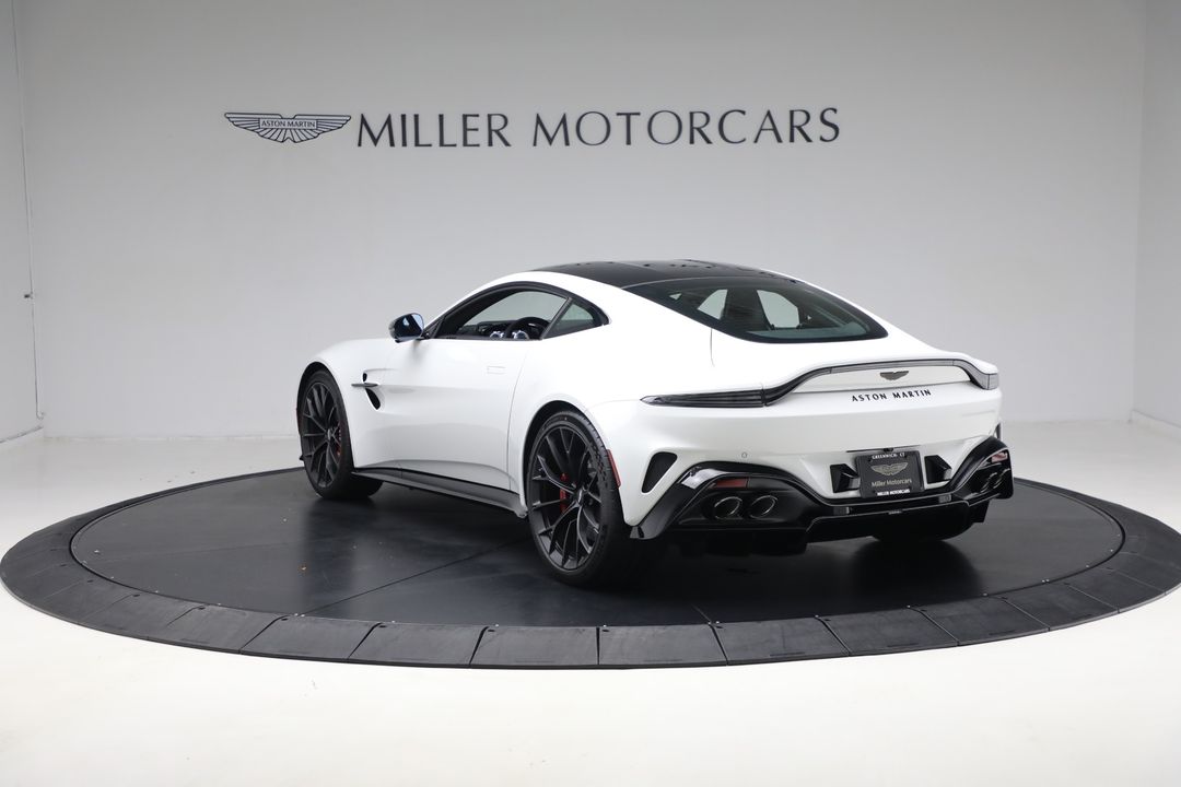 2025 Aston Martin Vantage