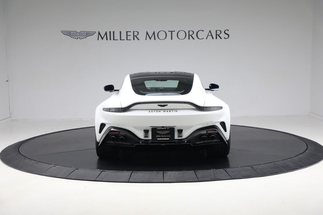 2025 Aston Martin Vantage