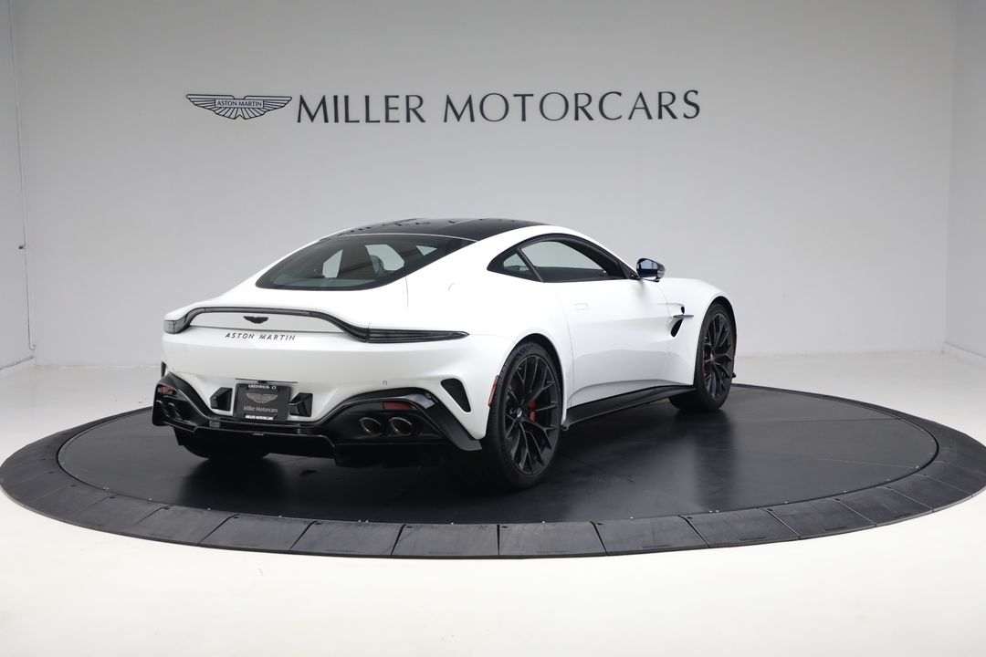 2025 Aston Martin Vantage