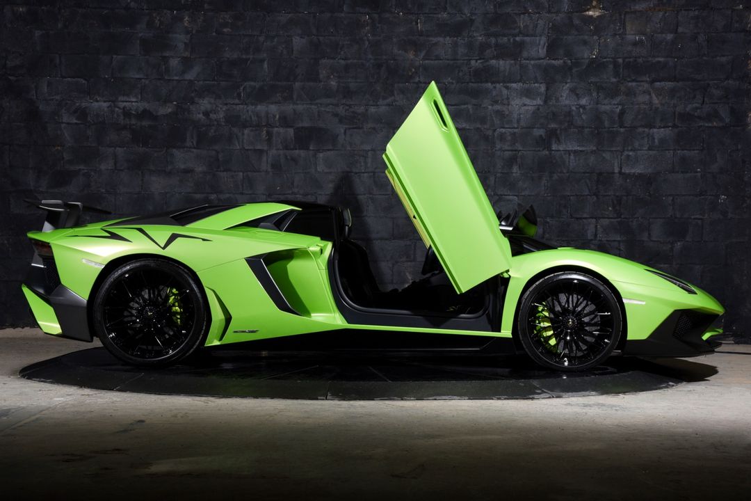 2017 Lamborghini Aventador