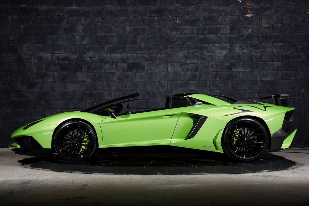 2017 Lamborghini Aventador