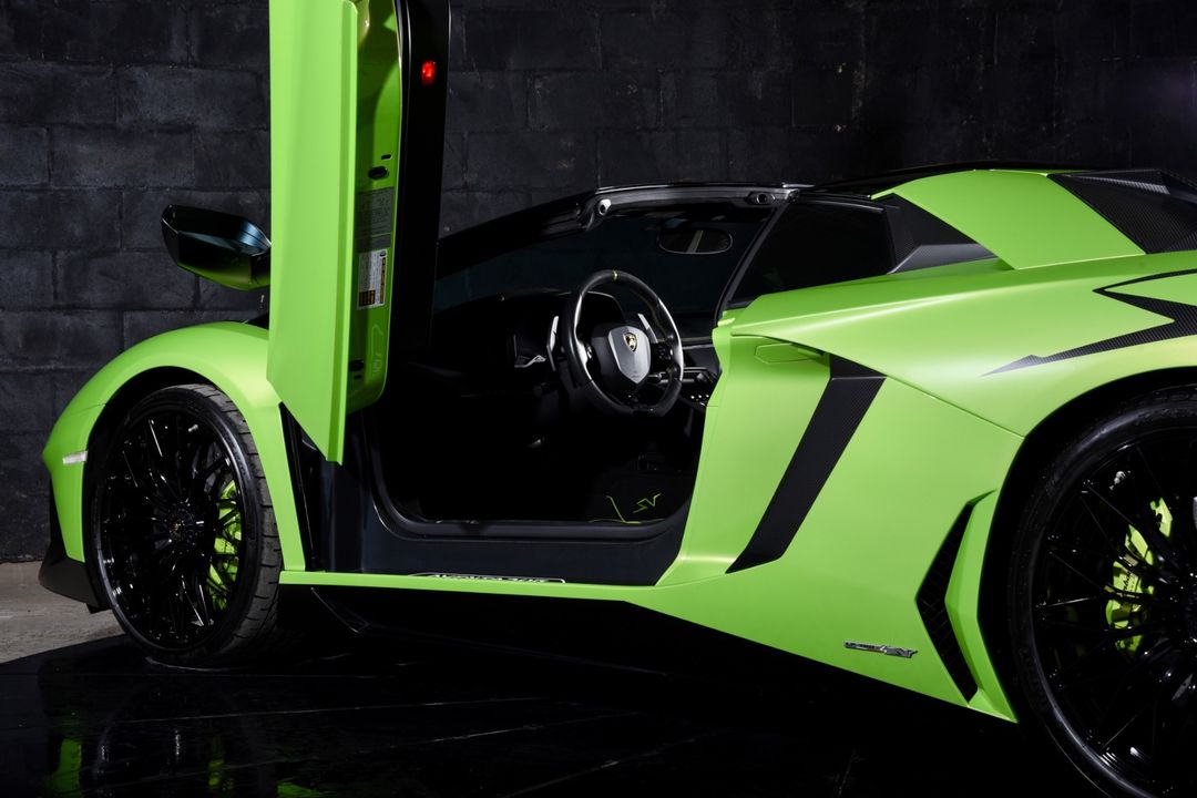 2017 Lamborghini Aventador