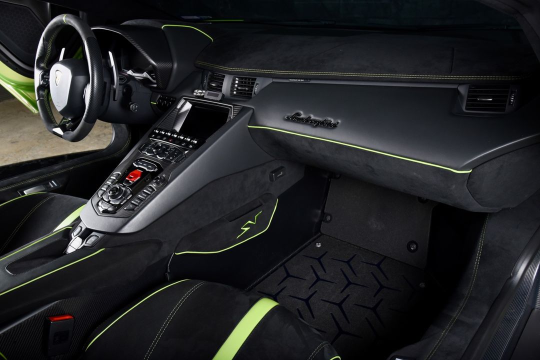 2017 Lamborghini Aventador