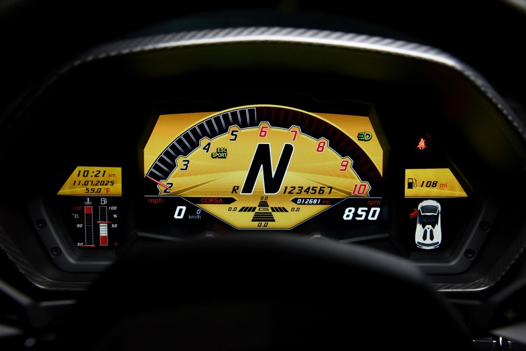 2017 Lamborghini Aventador