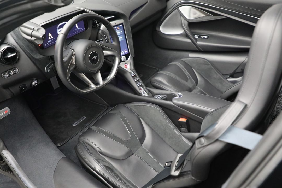 2024 McLaren 750S Spider