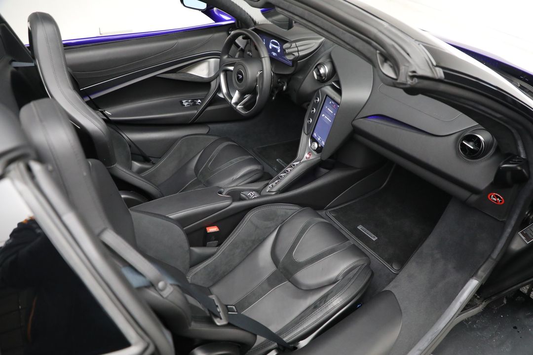 2024 McLaren 750S Spider