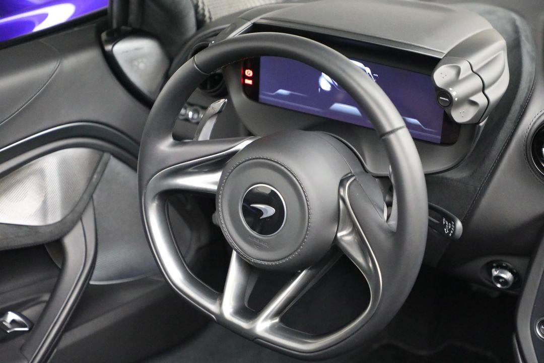 2024 McLaren 750S Spider