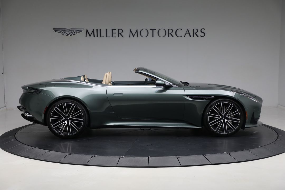2025 Aston Martin DB12