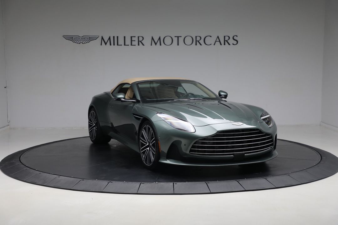 2025 Aston Martin DB12