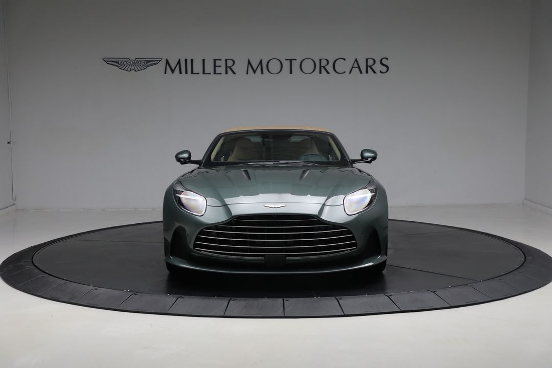 2025 Aston Martin DB12
