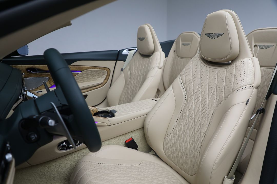 2025 Aston Martin DB12