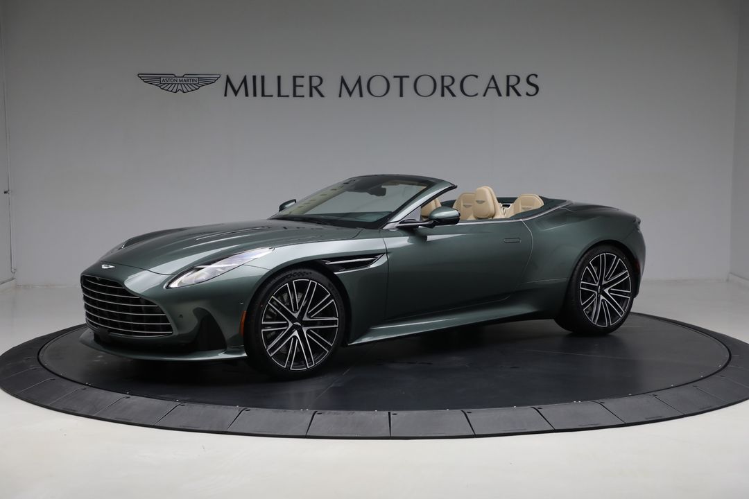 2025 Aston Martin DB12