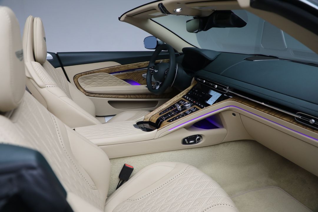 2025 Aston Martin DB12